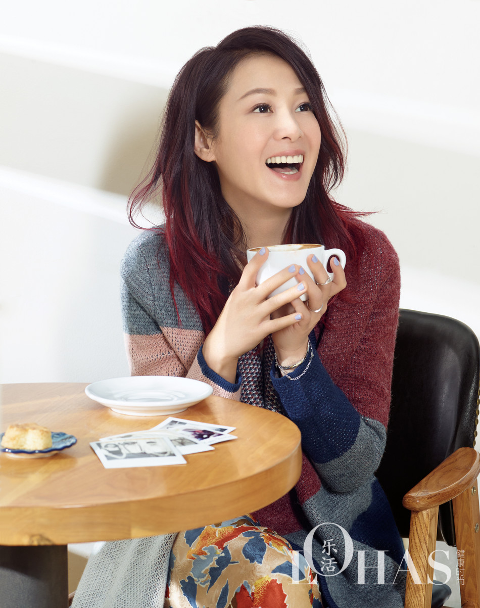 刘若英展现知性温婉春季写真(2)