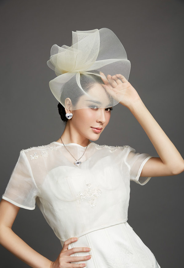 张熙媛典雅大气演绎复古魅力(6)