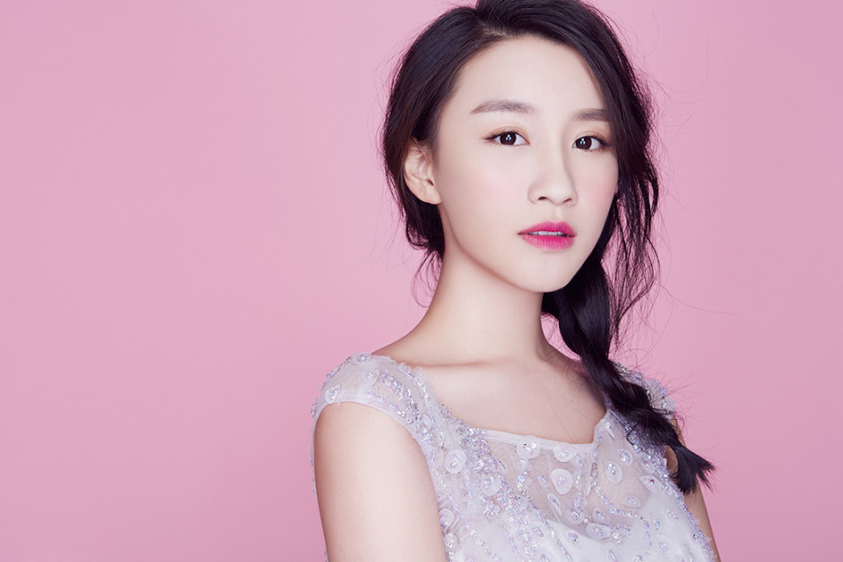 马歌粉色公主系写真尽显清纯娇俏(3)