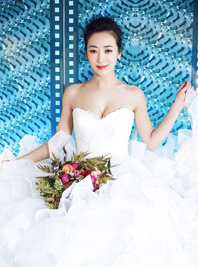 陈紫函《新娘Brides》最新杂志大片(3)