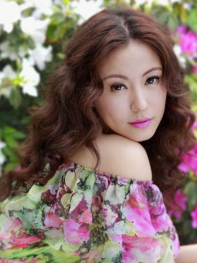 扒扒娱乐圈10大女星防色狼揩油的高招(2)