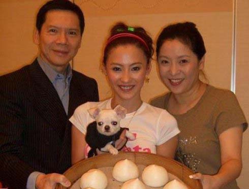 贾玲领衔为人仗义替朋友解围的10大女汉子(4)