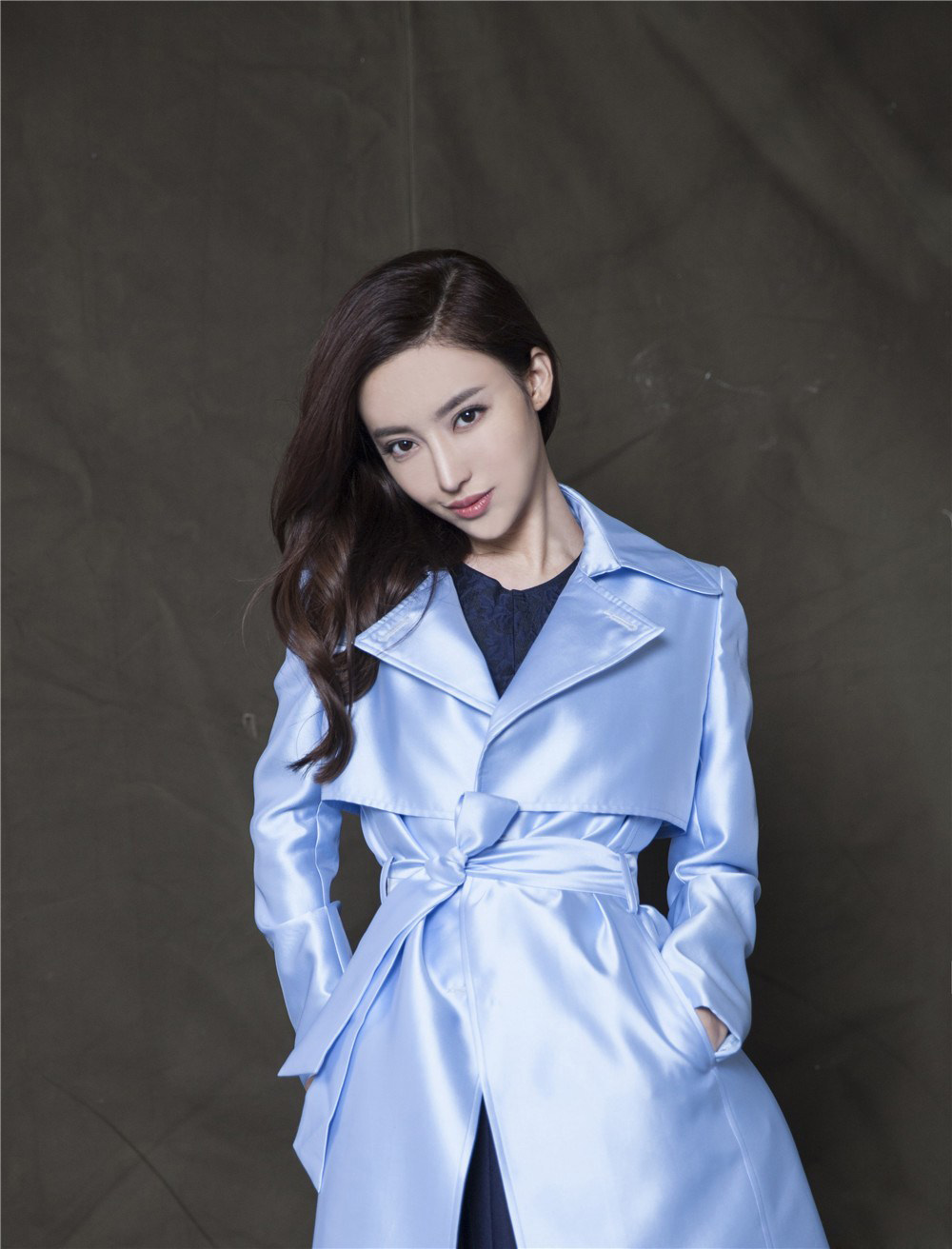 刘凡菲气质佳人柔美干练写真展OL风(5)