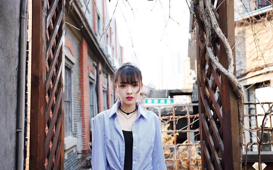 余心恬少女风帅气春意傲然写真曝光(6)