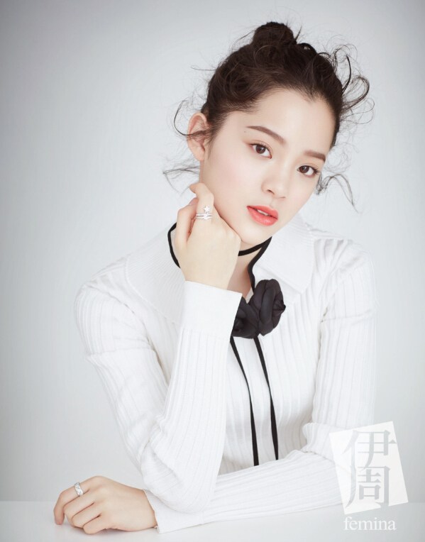欧阳娜娜三姐妹拍写真青春活力(4)