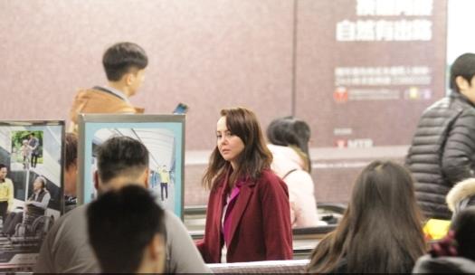 残不忍睹！曝前亚姐冠军韩君婷疑整容失败下巴变歪鼻子凹陷(9)