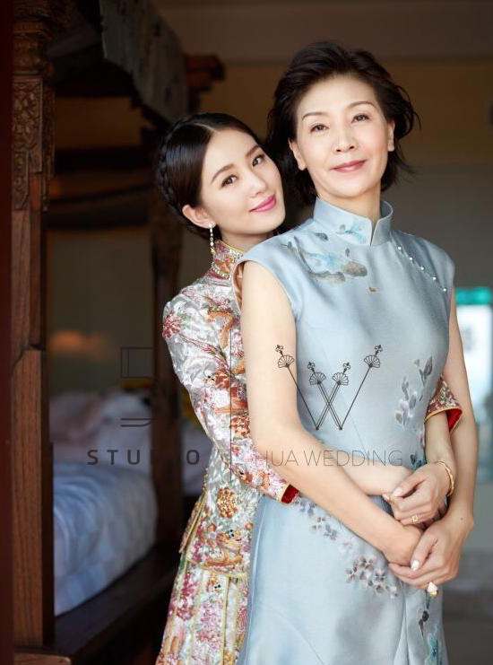 刘诗诗婚礼妈妈抢风头！盘点妈妈比自己还惊艳的十大女星