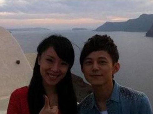 扒扒黄晓明等10大男神的情人长啥样(6)