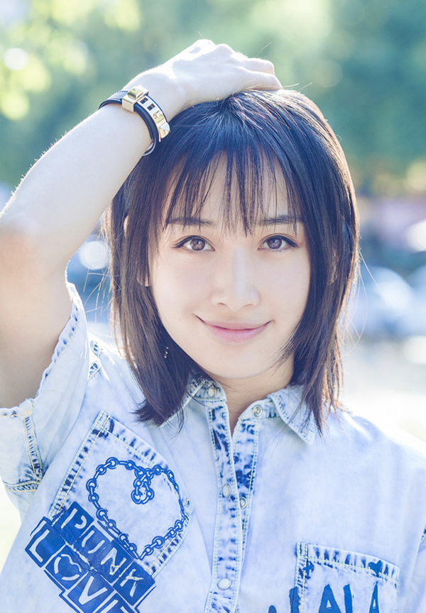 徐申东温暖氧气少女初春动人写真(2)