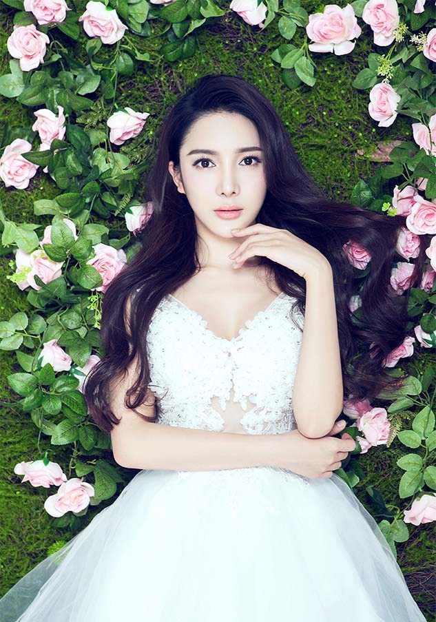任娇肤白灵动似花仙子早春唯美写真曝光(3)
