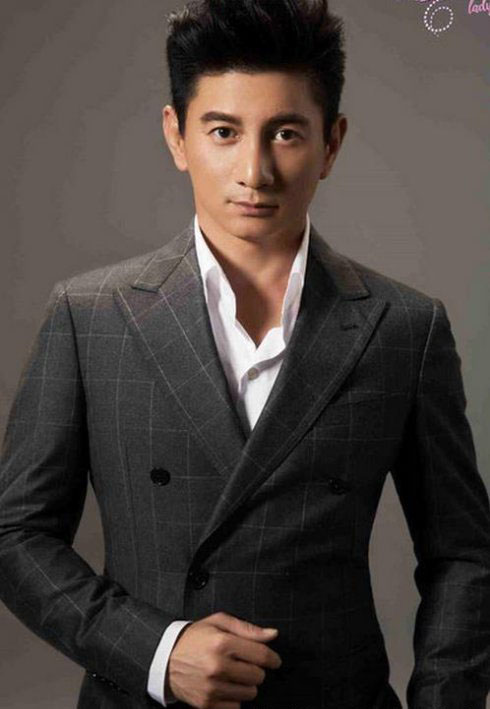 MAN爆了!李晨领衔穿衣显瘦脱衣有肉的10大男星(8)