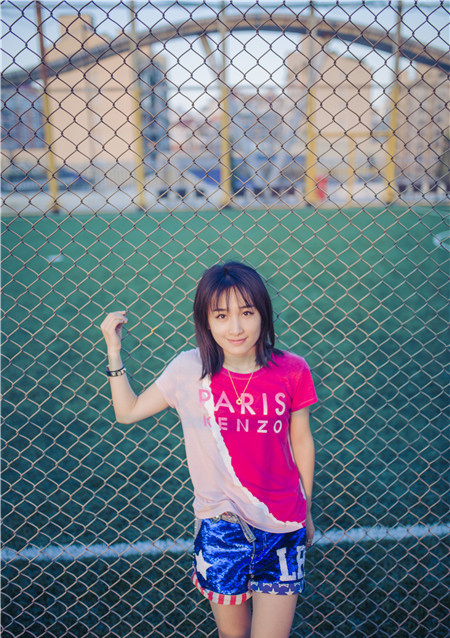 徐申东温色春意盎然动心写真曝光