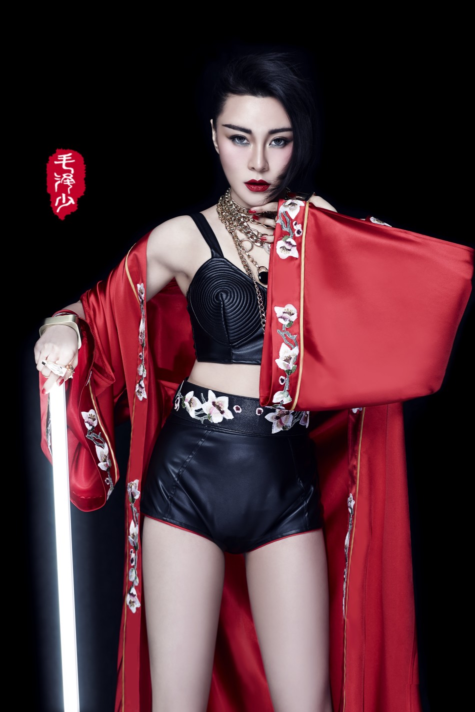 毛泽少性感中国电子性感风尚写真大片(5)