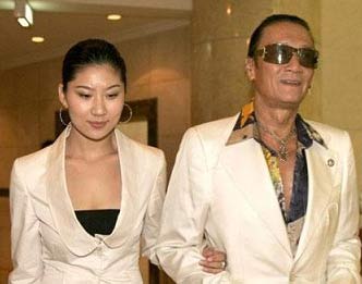 七旬谢贤黄昏恋八年让短命锋芝恋情何以堪(2)