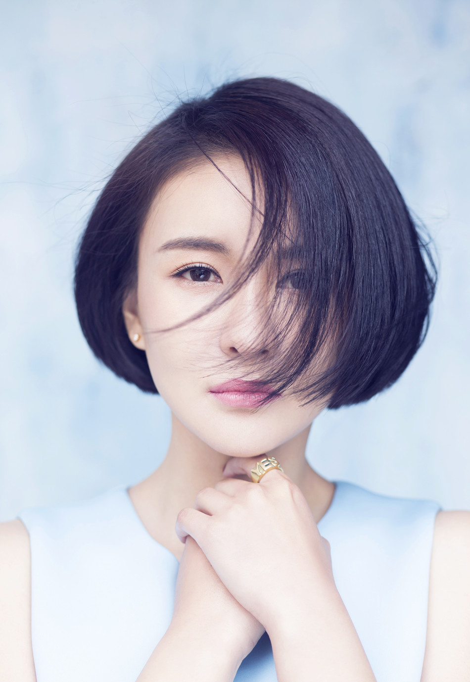 郑亦桐清新淡雅恬静迷人氧气写真曝光