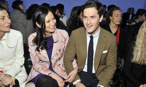 玩母子恋?扒扒邓文迪的三段狗血婚史