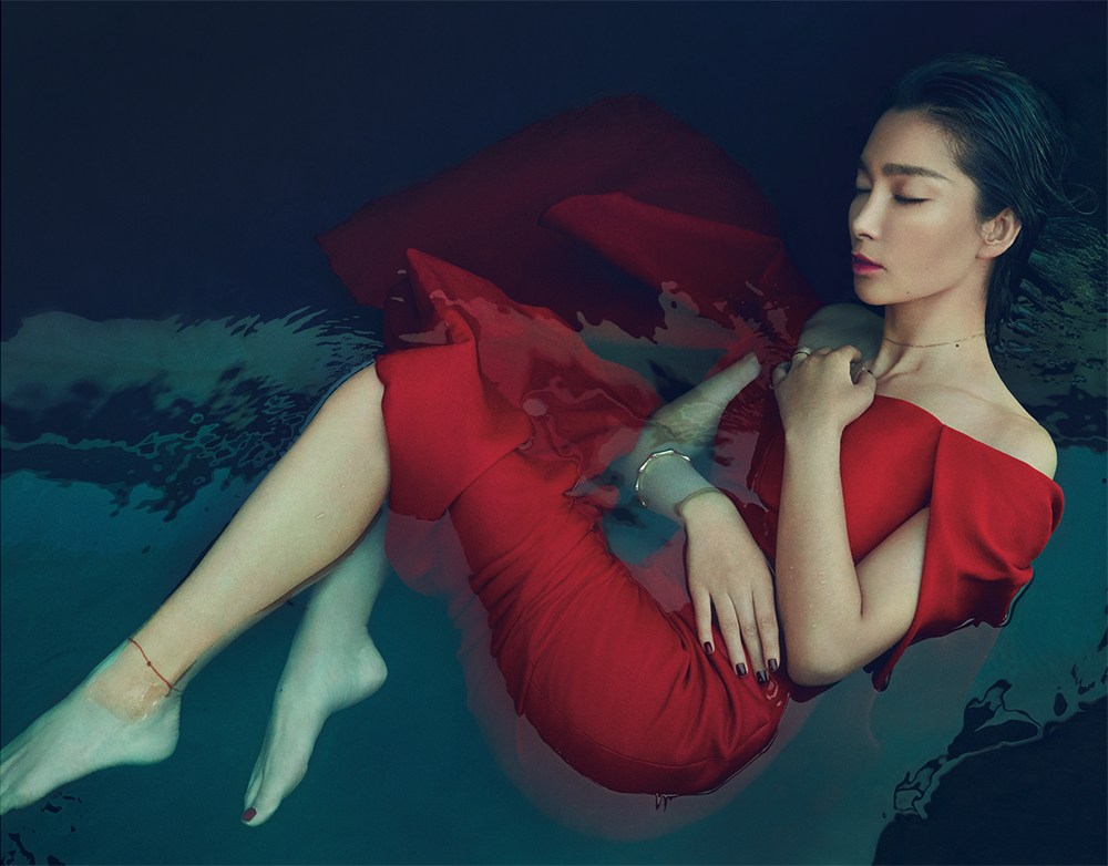 李冰冰水下性感妖艳写真(5)