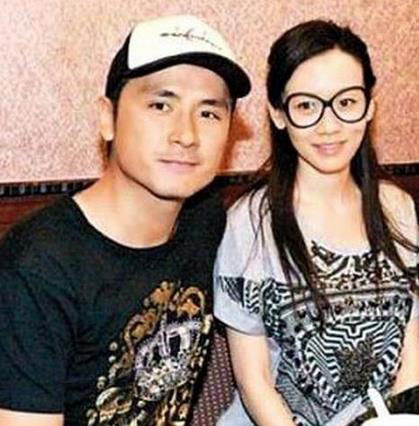 扒扒港姐冠军杨思琦从一线花旦沦为啤酒妹幕后隐情(4)
