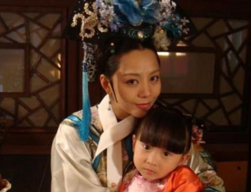 胧月公主长成小美人了！《甄嬛传》中七大童星近照曝光谁最萌(2)