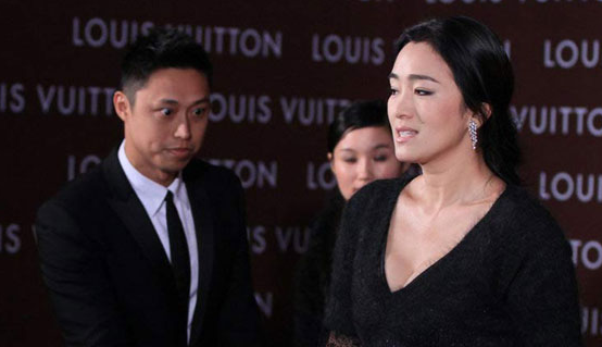 范冰冰林志玲领衔总被偷瞄胸部依然穿得暴露十大女星(5)