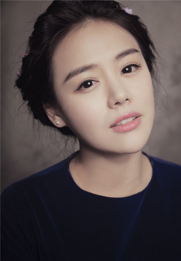 马思纯写真图片美如油画(4)