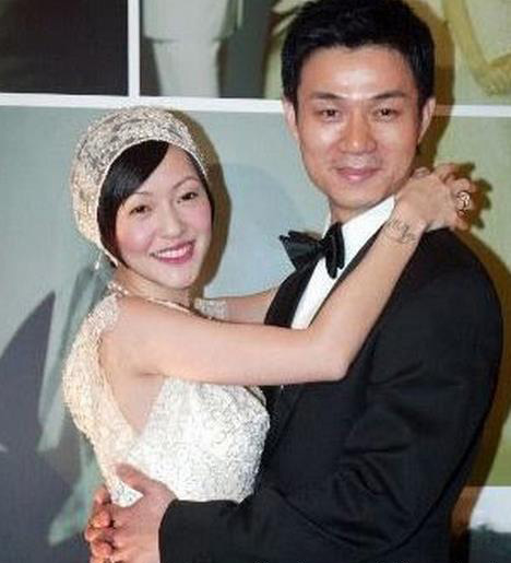 小S领衔为鬼混老公“擦屁股”的10大女星