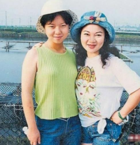 女儿遭撕票，买凶杀人，陪睡，黑吃黑，她的人生堪比八点档(13)