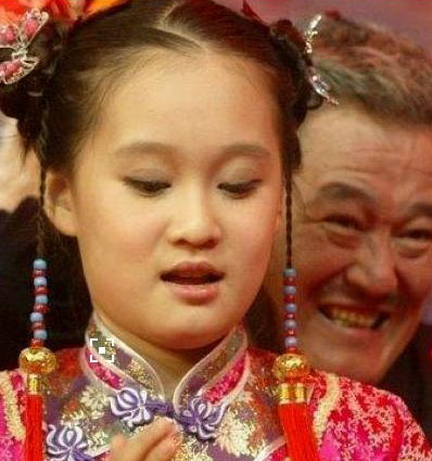 赵本山女儿变著名网红，你还认得出来吗？(2)