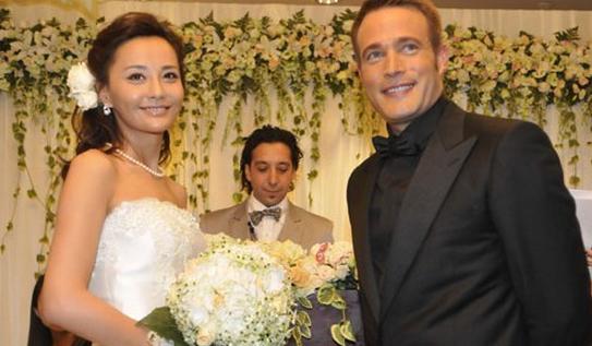 姚晨贾静雯领衔首婚不圆满再婚获幸福的十大艳福不浅女星(7)