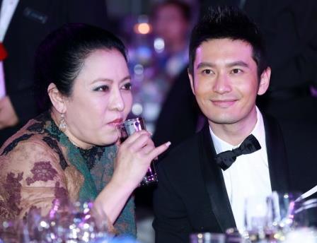 向太声援吴亦凡！扒扒向太陈岚力挺过的十大明星(8)