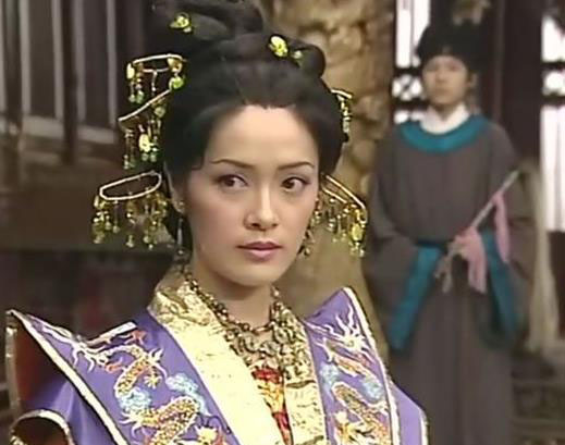 被打成猪头,患癌变卖后冠,沦为卖烟妹,八大港姐现状谁最落魄(22)
