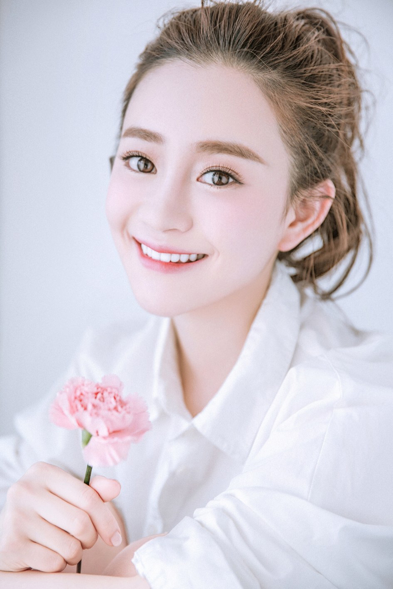 陈昱霖白衬衣写真率性魅力写真(3)