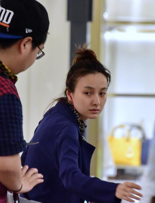 吴昕素颜像大妈？芒果台10大花旦素颜PK谁最美