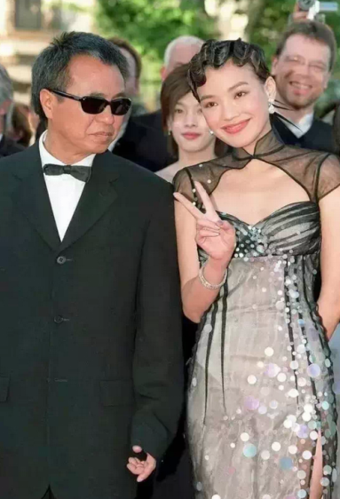 王智等10大女星首次征战戛纳红毯谁最美(8)