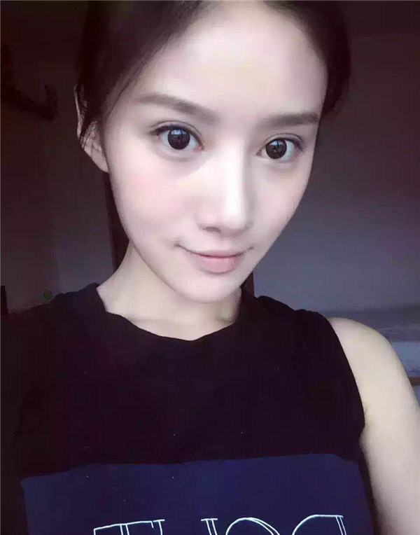 新晋90后艺人吴优魅力自拍美照(3)