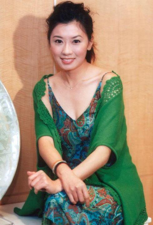 40+的童颜女神,内地有俞飞鸿,不服来辩(7)