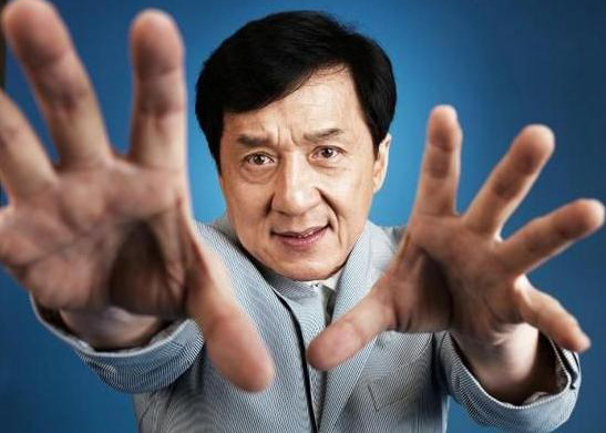 不靠成龙吴绮莉也能给小龙女买千万豪宅！