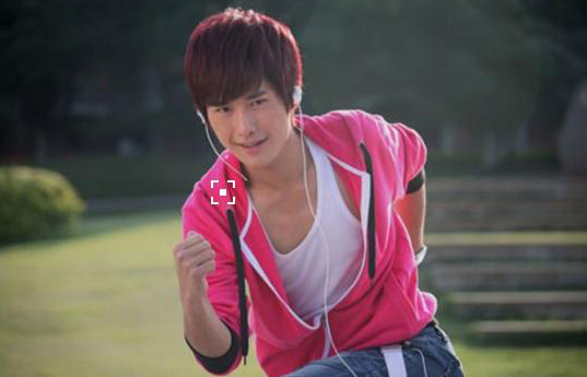 大陆F4八年后发展现状：张翰朱梓骁相遇(11)