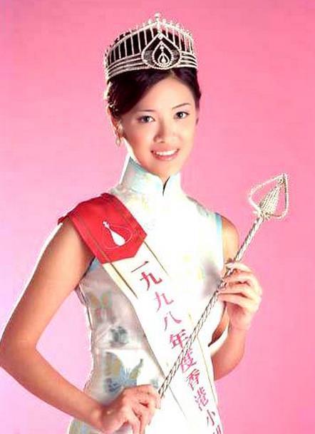 被打成猪头,患癌变卖后冠,沦为卖烟妹,八大港姐现状谁最落魄(20)
