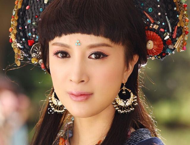 阔太金巧巧庆生朋友圈豪华堪比巨星(2)