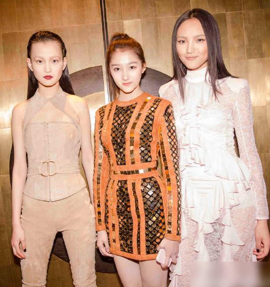 关晓彤艳压四千年美女，莫非她就是未来的合影女王(9)