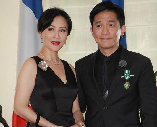 刘嘉玲为何总是消费朋友八卦为自己找话题刷存在(4)