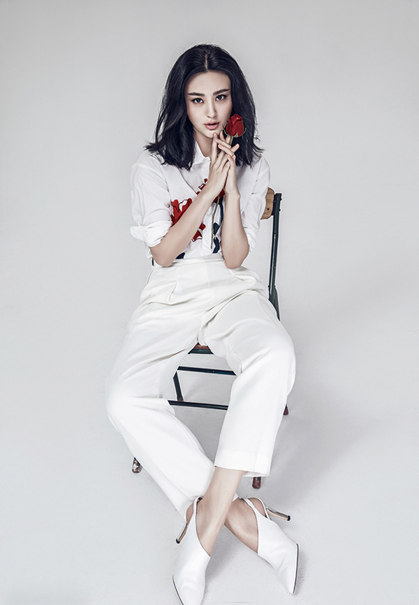 甘露动静皆冷艳性感时尚大片(2)