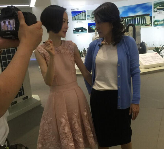 娱乐圈第一瘦女星陈鲁豫，终于知道她为什么瘦得吓人了！(8)