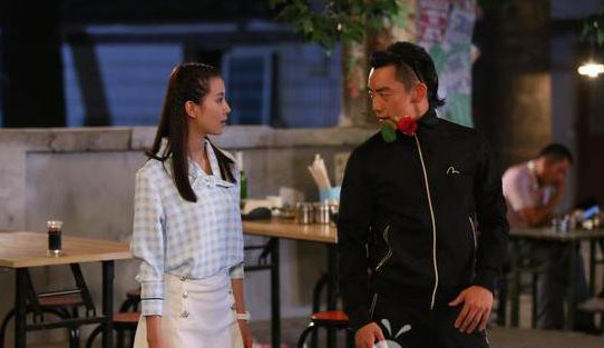 人妻刘诗诗扮嫩演中学生眼神呆滞遭诟病(3)