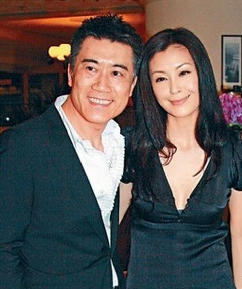 小S领衔为鬼混老公“擦屁股”的10大女星(2)