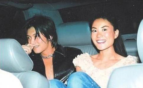 扒扒天后王菲成名前后的九段真假恋情(6)