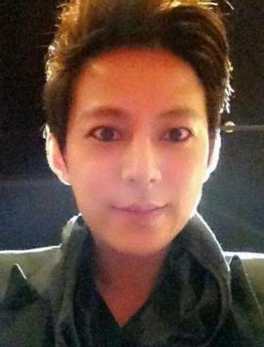 鹿晗领衔被烟熏妆毁的十大男星
