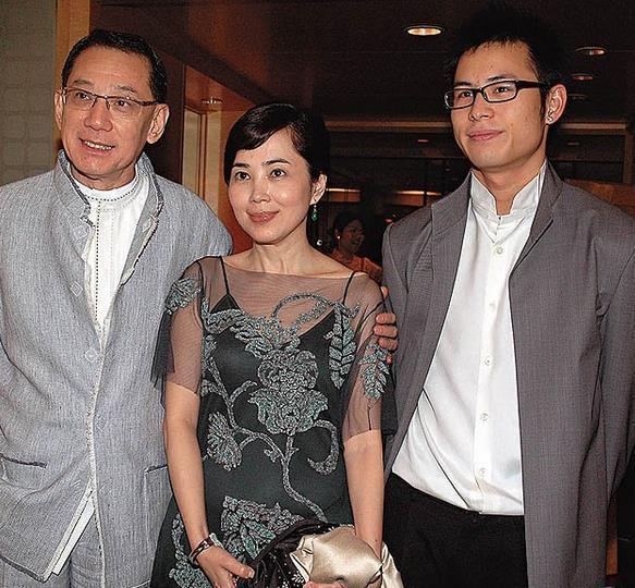 不止赌王儿子何猷君!这些富二代的才华与努力也让我们羡慕嫉妒恨(18)