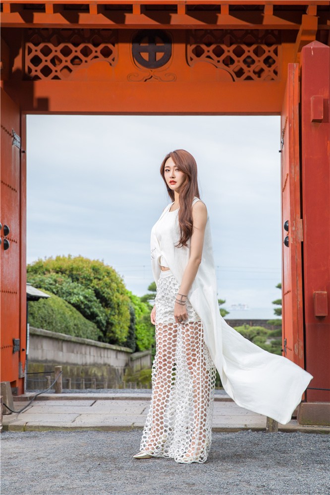 陈冰拍夏日清新脱俗时尚写真(3)